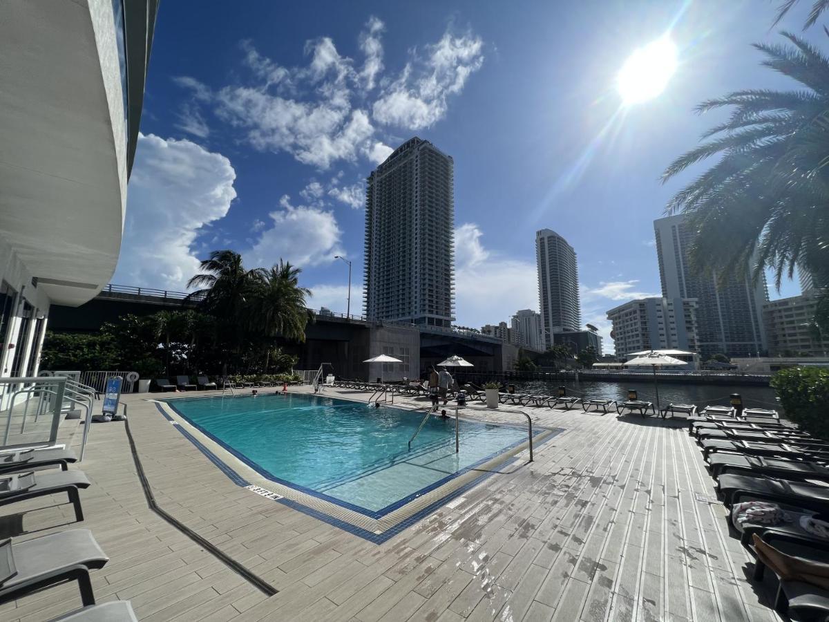 23Rd Floor Luxury & Spacious Beachwalk Resort Apartment With Amazing View Hallandale Beach Bagian luar foto