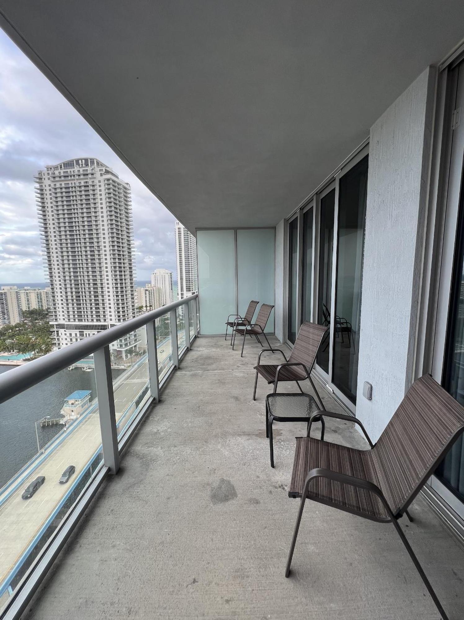 23Rd Floor Luxury & Spacious Beachwalk Resort Apartment With Amazing View Hallandale Beach Bagian luar foto